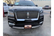 $27950 : 2018 Navigator L Select thumbnail