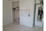 $900 : Cuarto por alameda/firestone thumbnail