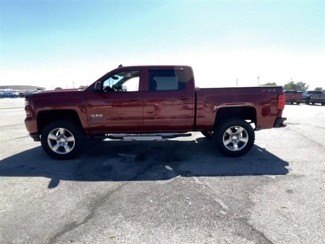 $29995 : 2018 Silverado 1500 LT Z71 image 1