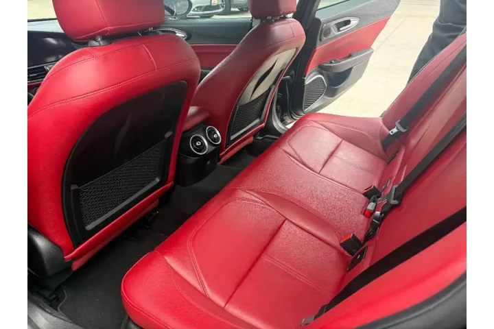 $14950 : 2018 Alfa Romeo Giulia Sport image 8