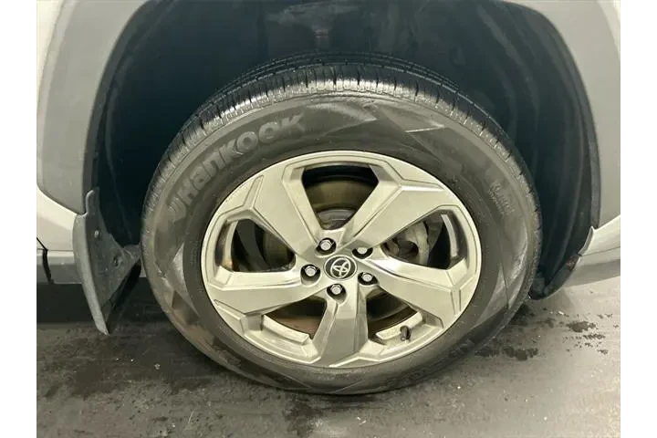 $32411 : Toyota RAV4 Hybrid 2021 AWD image 8