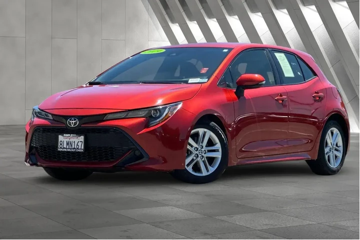 $16200 : Toyota Corolla Hatchback 201 image 4