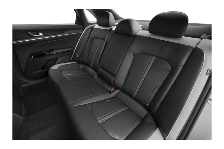 $30999 : 2025 K5 GT-Line image 9