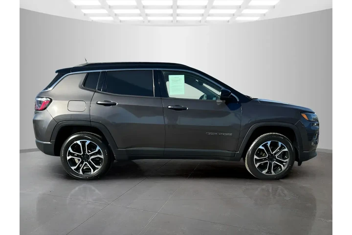 $22800 : Jeep Compass 2022 4x4 Limite image 2