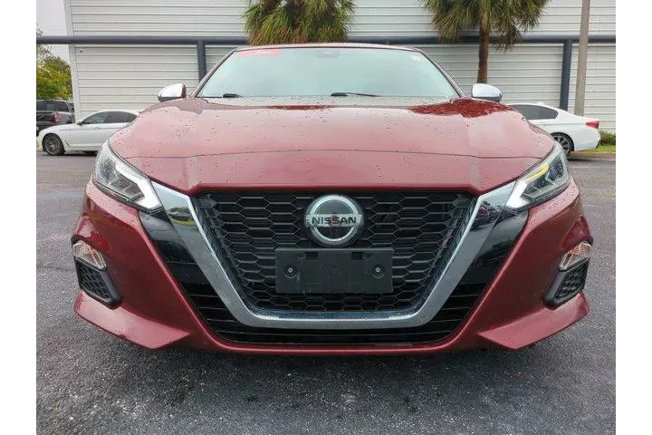 $17988 : Nissan Altima 2021 2.5 SV 4d image 9