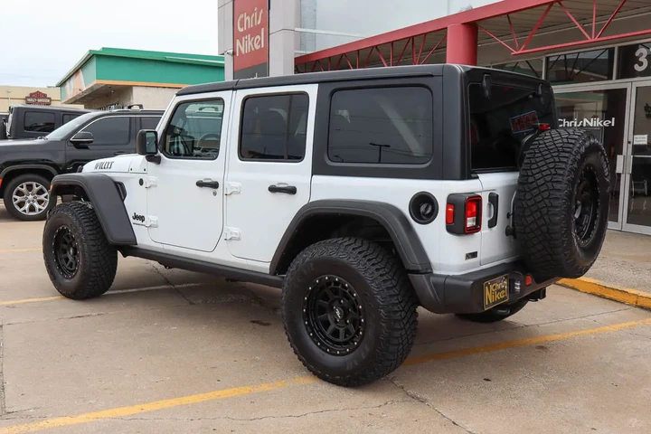 $40587 : 2025 Wrangler Willys 4 Door 4 image 6