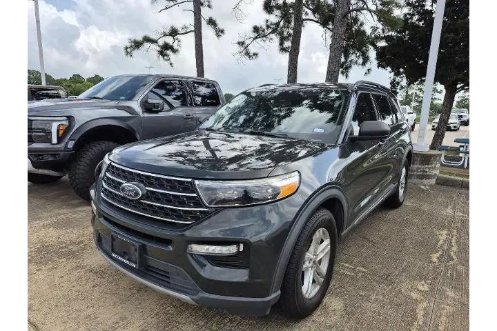 $24206 : Ford Explorer 2022 XLT 4dr S image 1