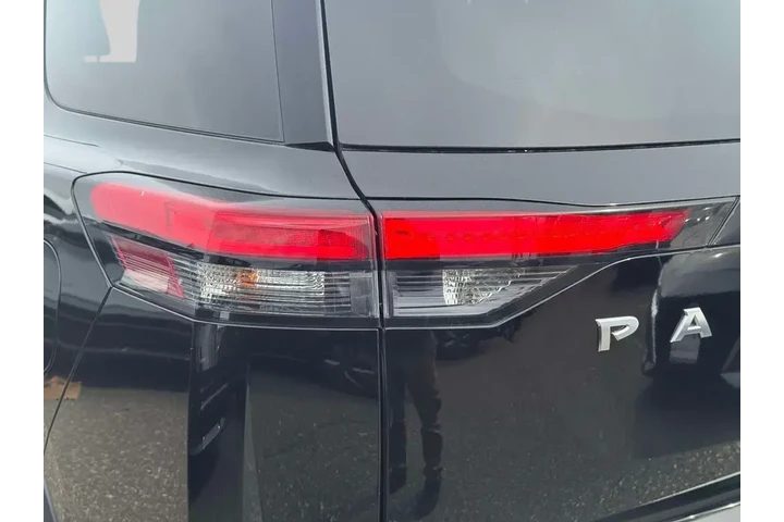 $35995 : Nissan Pathfinder 2025 AWD S image 10