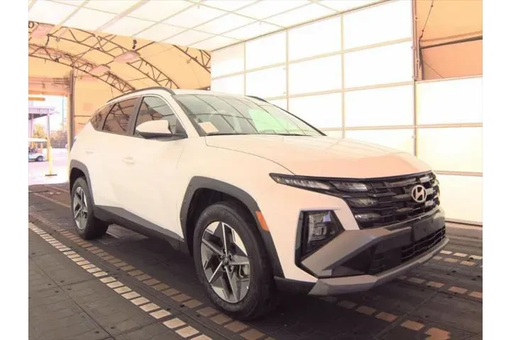 $23693 : Hyundai TUCSON 2025 AWD SEL image 3