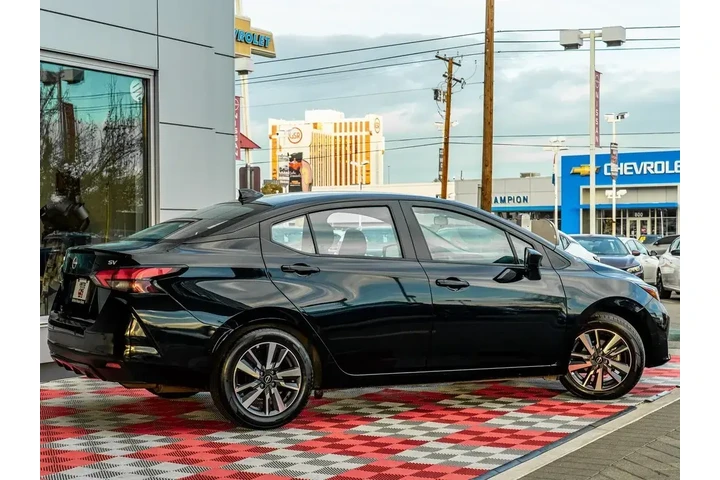 $15488 : Nissan Versa 2023 SV 4dr Sed image 2