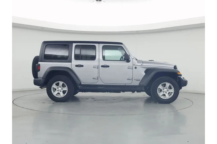 $24998 : Jeep Wrangler Unlimited 2021 image 7
