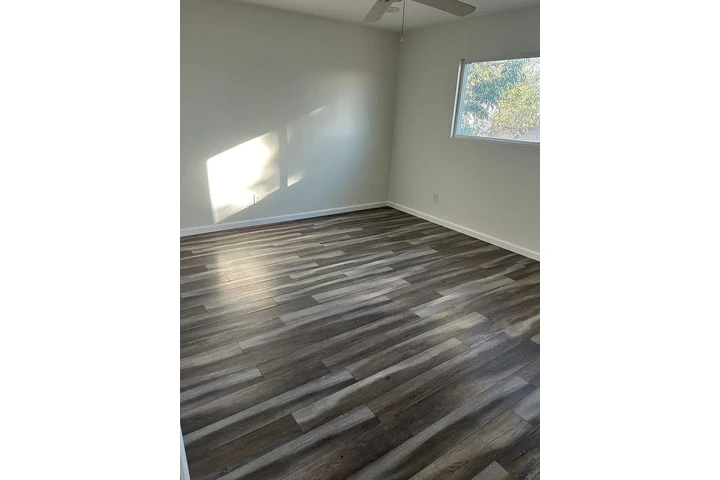 $1275 : Rancho Cucamonga Renta image 5