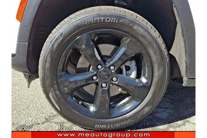 $28997 : Jeep Grand Cherokee L 2023 4 image 9