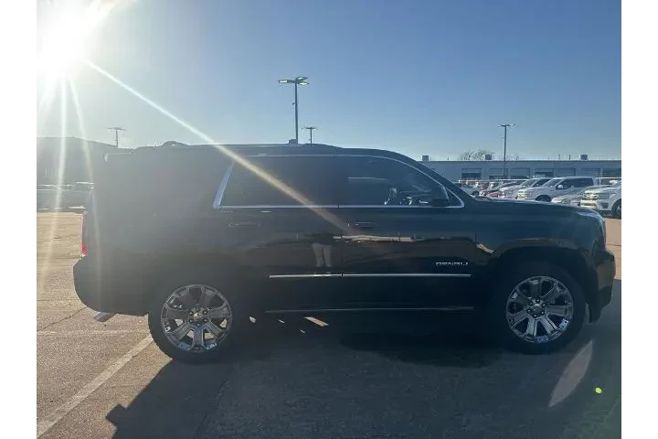 $20980 : GMC Yukon 2016 4x4 Denali 4d image 4