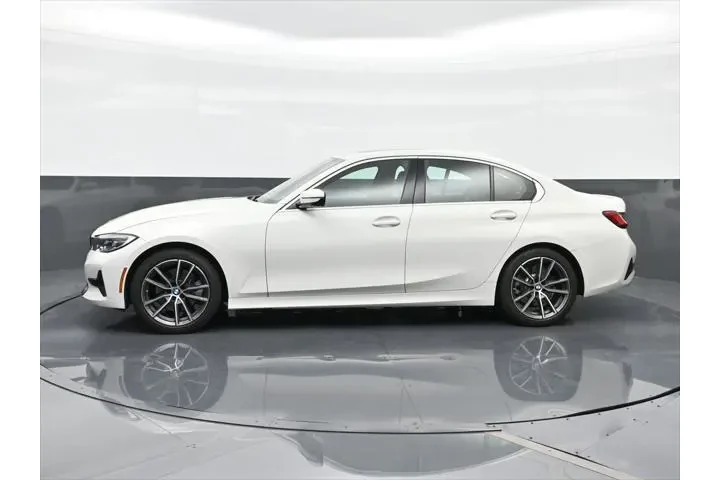 $26815 : BMW 3 Series 2021 330i 4dr S image 3