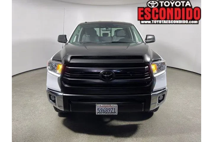 $27998 : Toyota Tundra 2016 4x2 SR 4d image 8