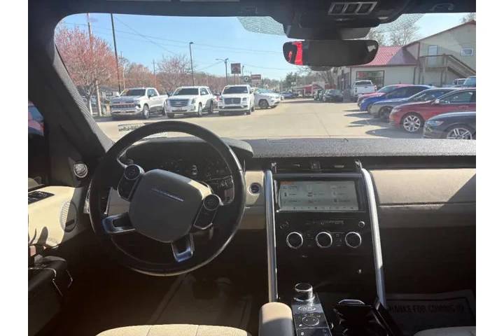 $14950 : 2018 Land Rover Discovery HSE image 9