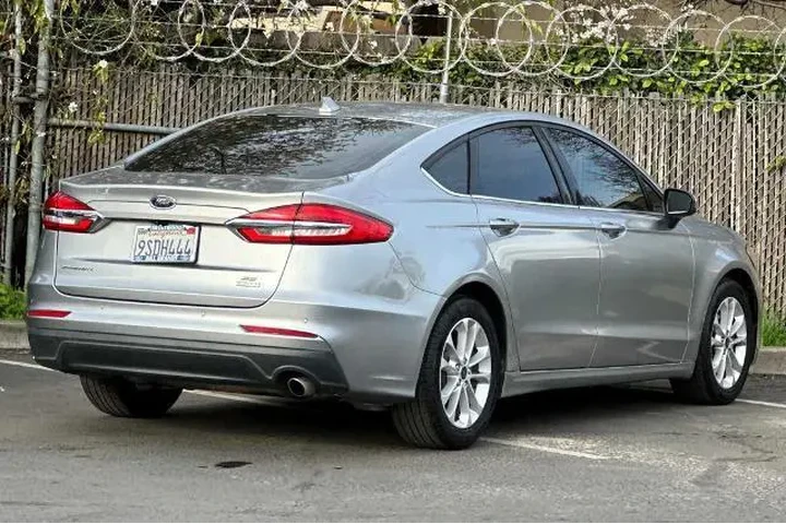 $12524 : Ford Fusion 2020 SE 4dr Seda image 3