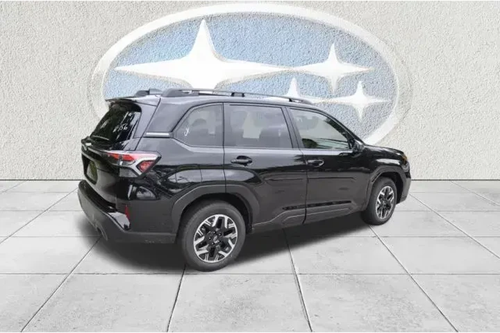 $30990 : Subaru Forester 2025 AWD Pre image 8