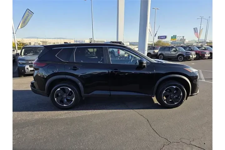 $22990 : Nissan Rogue 2024 SV 4dr Cro image 10