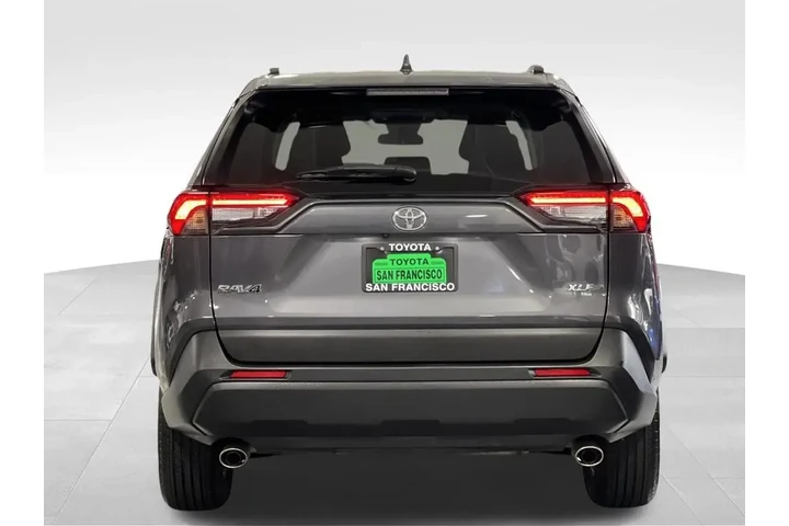 $31990 : 2023 RAV4 XLE image 4