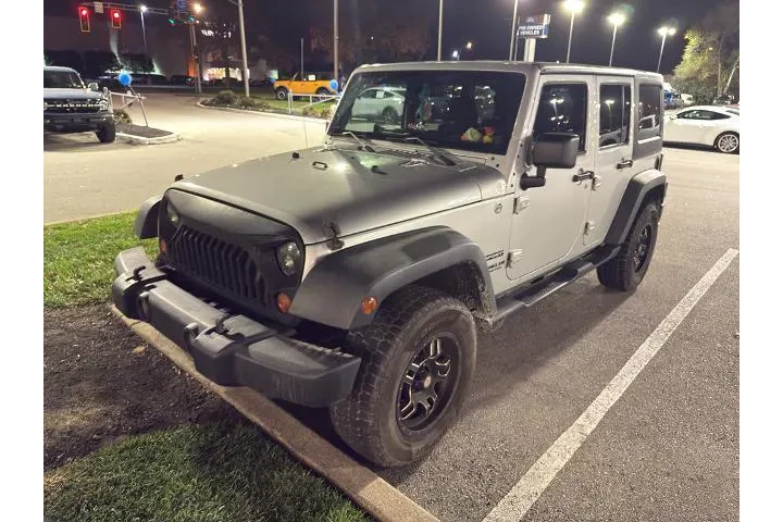 $10677 : Jeep Wrangler Unlimited 2012 image 2