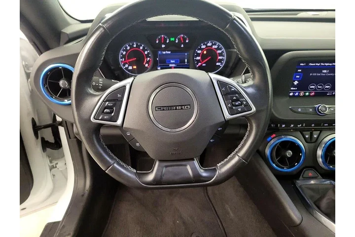 $26998 : Chevrolet Camaro 2021 LT 2dr image 10