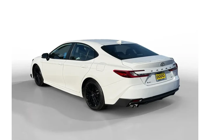 $27500 : Toyota Camry 2025 SE 4dr Sed image 3