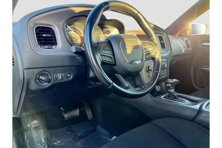 $22900 : Dodge Charger 2023 GT 4dr Se image 10