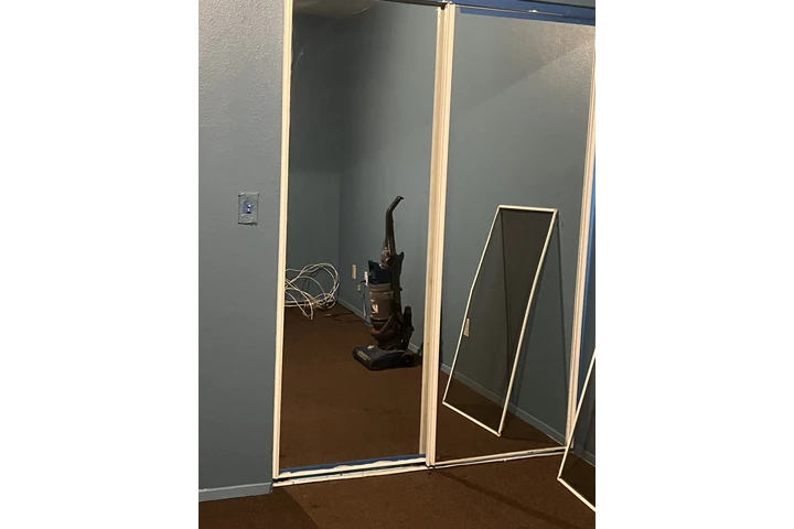 $900 : Rento una recámara image 7