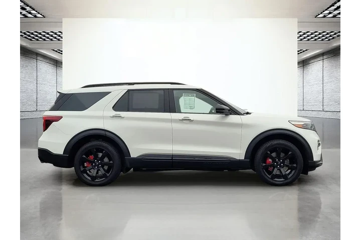 $38988 : Ford Explorer 2022 AWD ST 4d image 6