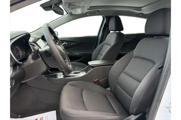$19101 : Chevrolet Malibu 2024 LT 4dr image 10