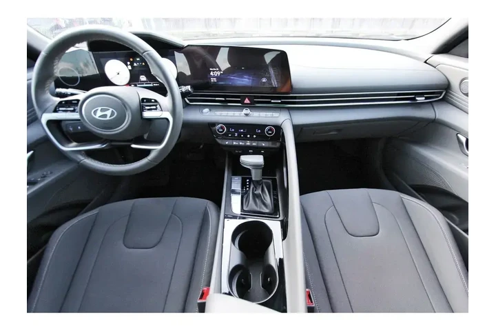 $20874 : Hyundai ELANTRA 2025 SEL Con image 9