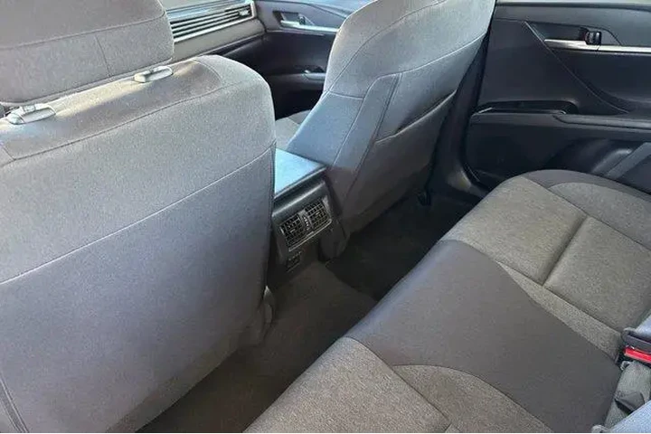 $25279 : Toyota Camry 2025 SE 4dr Sed image 6