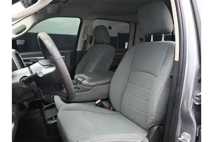 $22547 : Ram 1500 Classic 2020 4x4 SL image 6