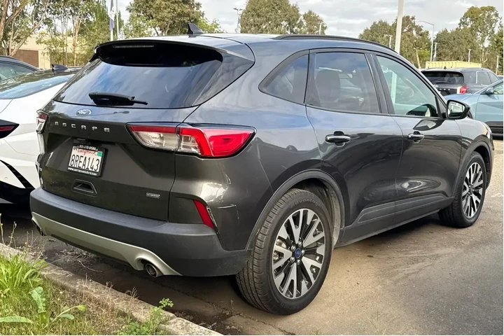 $17990 : Ford Escape Hybrid 2020 SE S image 5