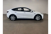 $29978 : Tesla Model Y 2021 AWD Long thumbnail