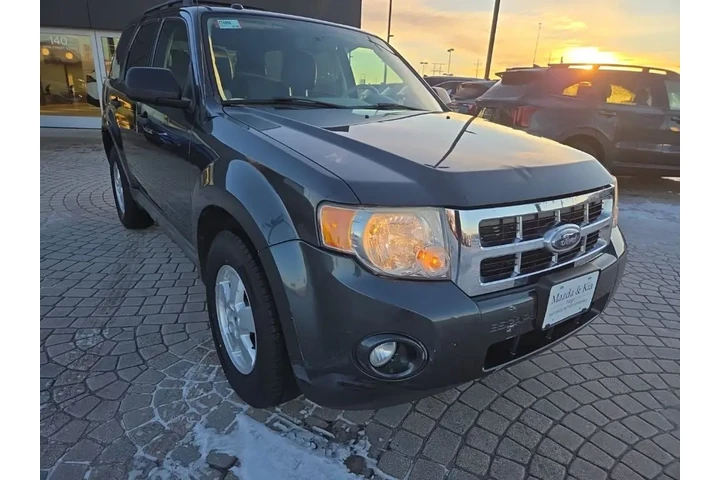 $4550 : 2009 Escape XLT image 3