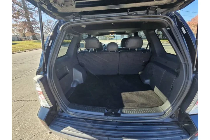 $4500 : 2009 Mariner Premier V6 image 9