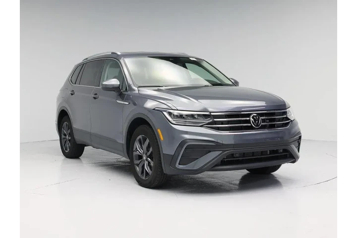 $25998 : Volkswagen Tiguan 2023 SE 4d image 1