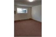 $1250 : Rental property with 0 bedro thumbnail