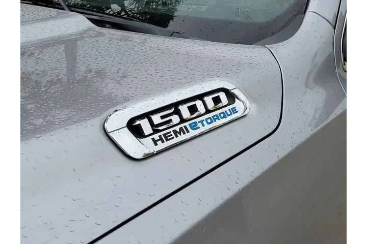 $39990 : Ram 1500 2022 4x2 Limited 4d image 4
