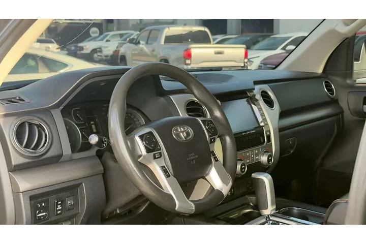 $27900 : Toyota Tundra 2021 image 5