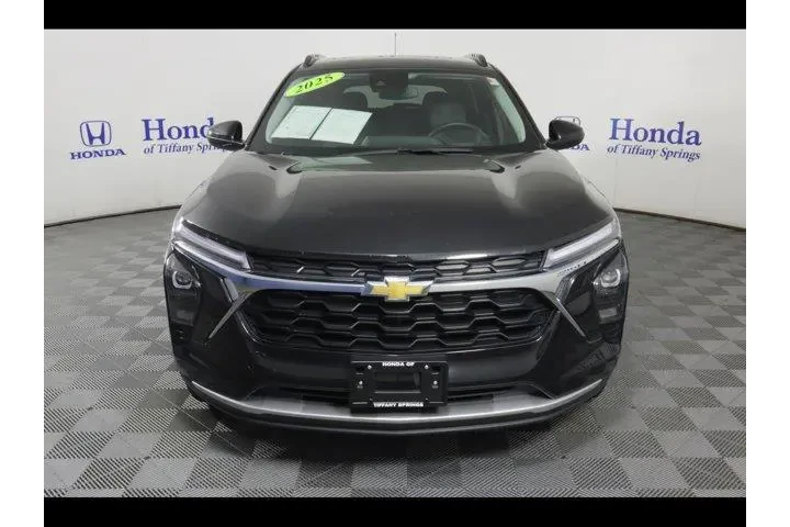 $23875 : Chevrolet Trax 2025 LT 4dr C image 2