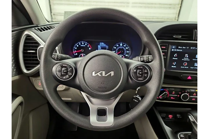 $16998 : Kia Soul 2022 LX 4dr Crossov image 10