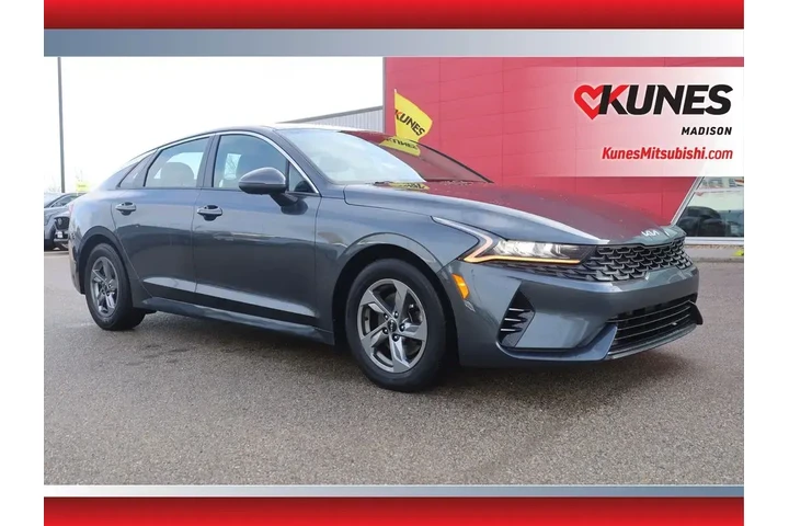 $15877 : Kia K5 2022 LXS 4dr Sedan image 1