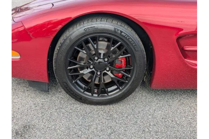 $19995 : Chevrolet Corvette 2001 2dr image 10