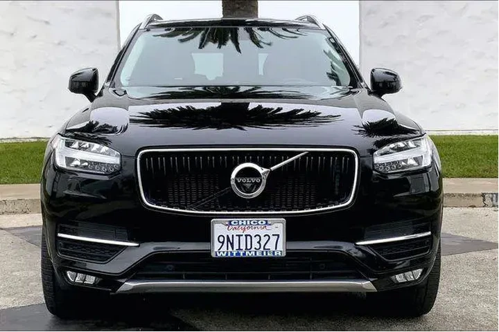 $17985 : Volvo XC90 2016 AWD T6 Momen image 3
