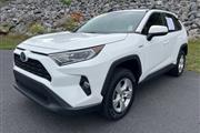 $26735 : PRE-OWNED 2021 TOYOTA RAV4 HY thumbnail