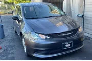 $21390 : Chrysler Voyager 2023 LX 4dr thumbnail
